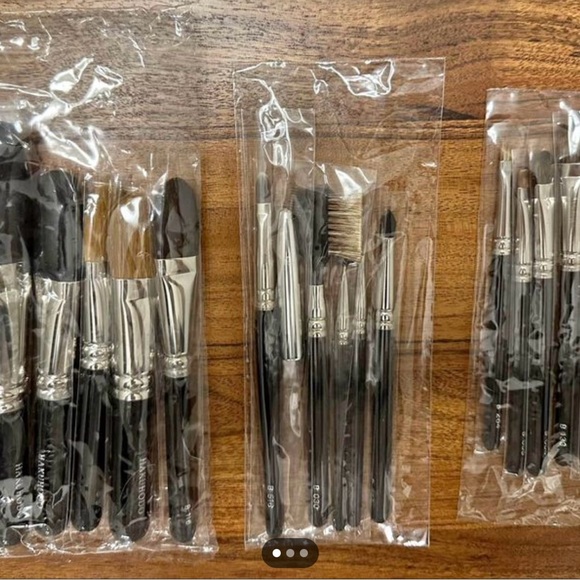 Hakuhodo Basic Selection 17pcs brush set - Picture 2 of 2